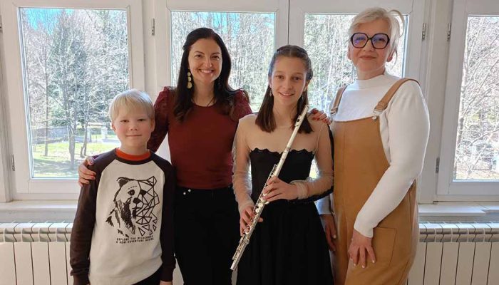 Matvei, Nikoleta, Anja i Suzana