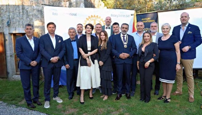 rotary-besac-naslovna